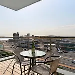 Horizon Bay 205 Self-Catering Beachfront Apt