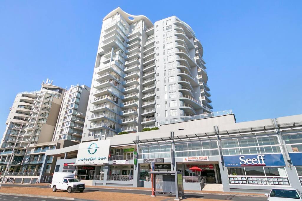 Apartment Horizon Bay 205 Self-catering Beachfront *