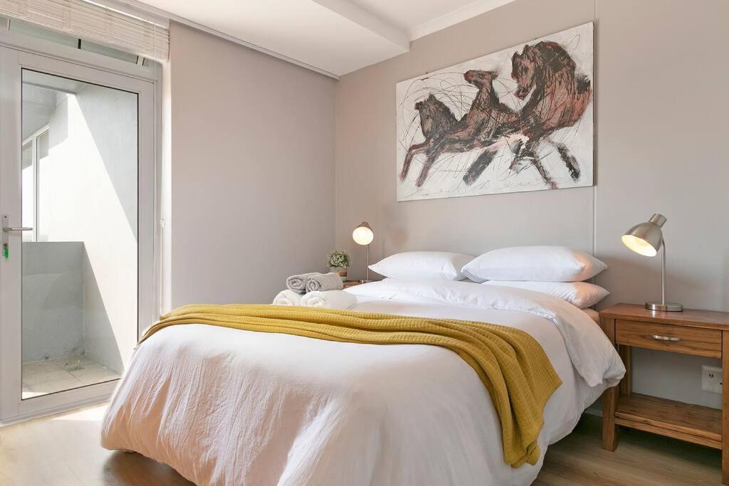 Horizon Bay 205 Self-catering Beachfront Apartment Cape Town