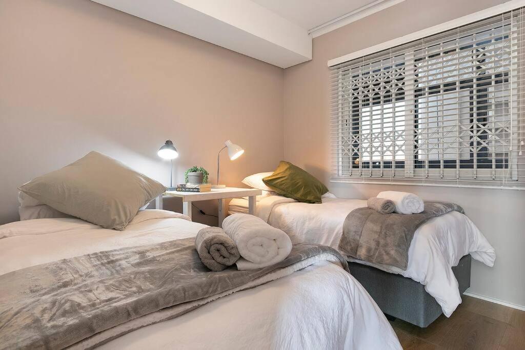 Apartment Horizon Bay 205 Self-catering Beachfront